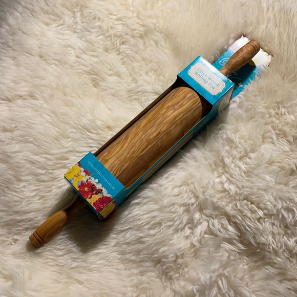 The Pioneer Woman Olive Wood Rolling Pin